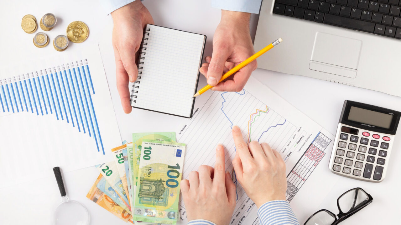 Contributi artigiani e commercianti 2024